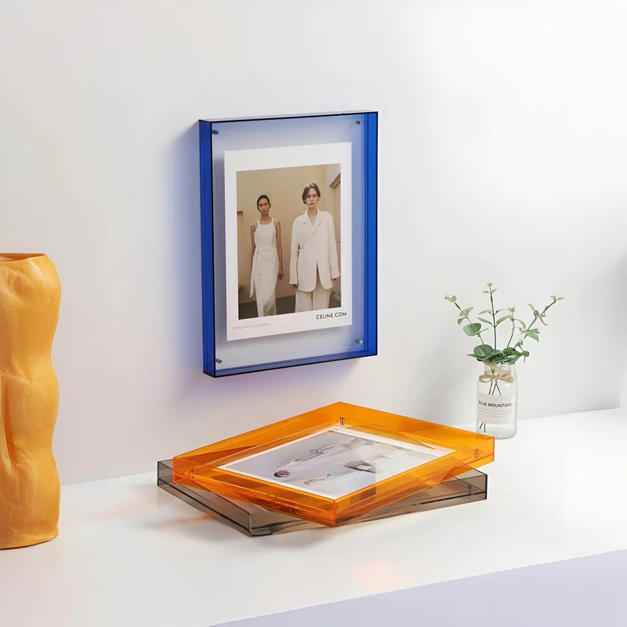 Minimal Acrylic Photo Frame